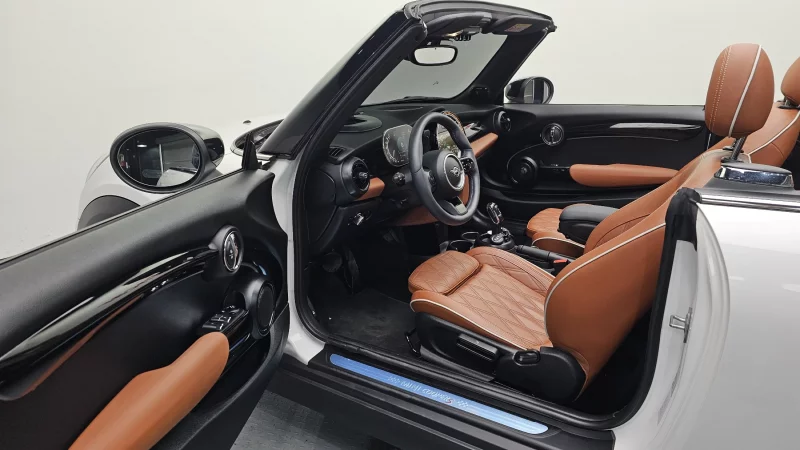 MINI Cooper Convertible