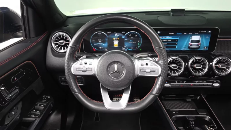 Mercedes-Benz GLB-Class