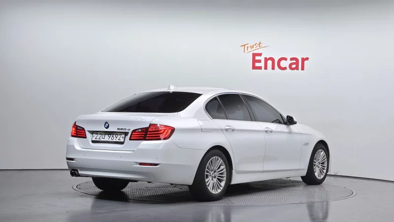 BMW 5-Series