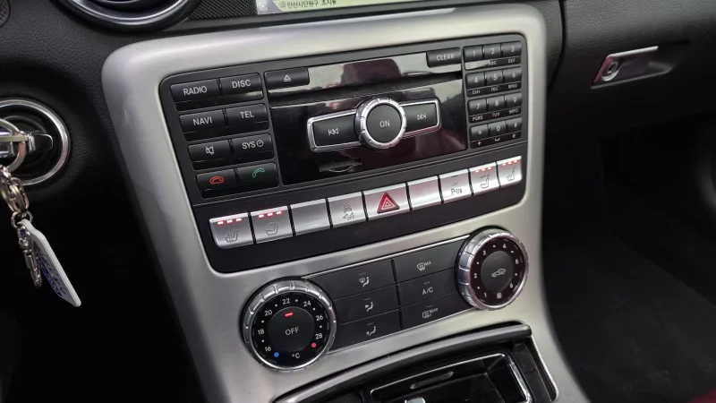 Mercedes-Benz SLK-Class