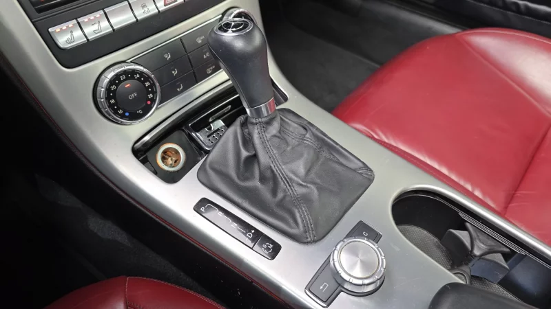 Mercedes-Benz SLK-Class