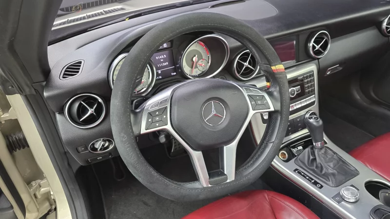 Mercedes-Benz SLK-Class