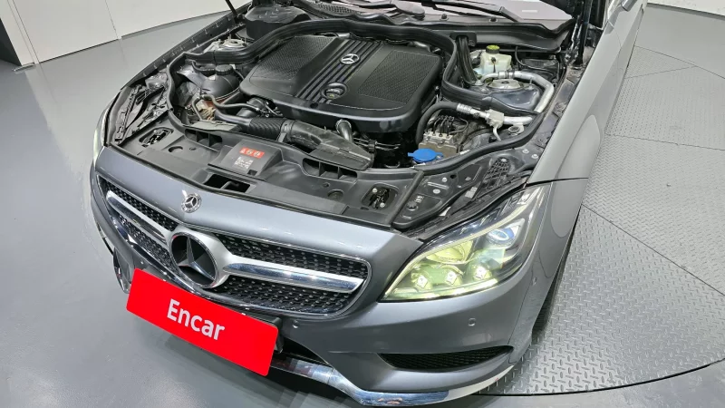 Mercedes-Benz CLS-Class