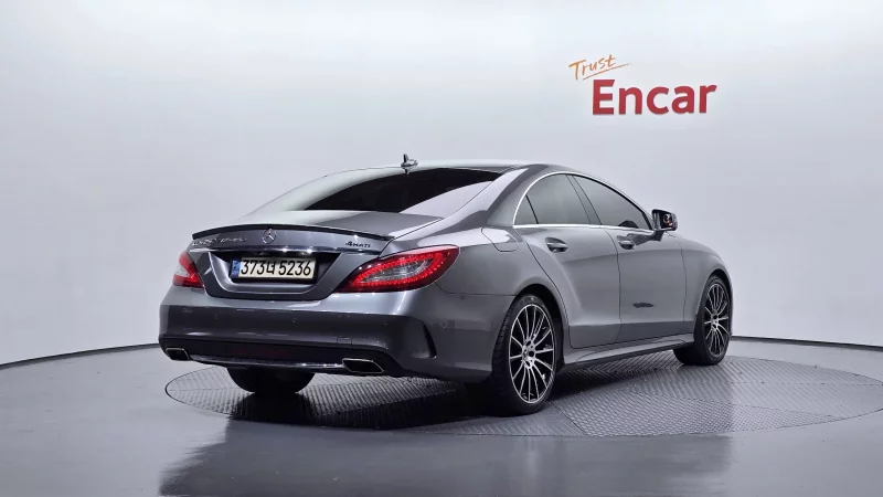 Mercedes-Benz CLS-Class