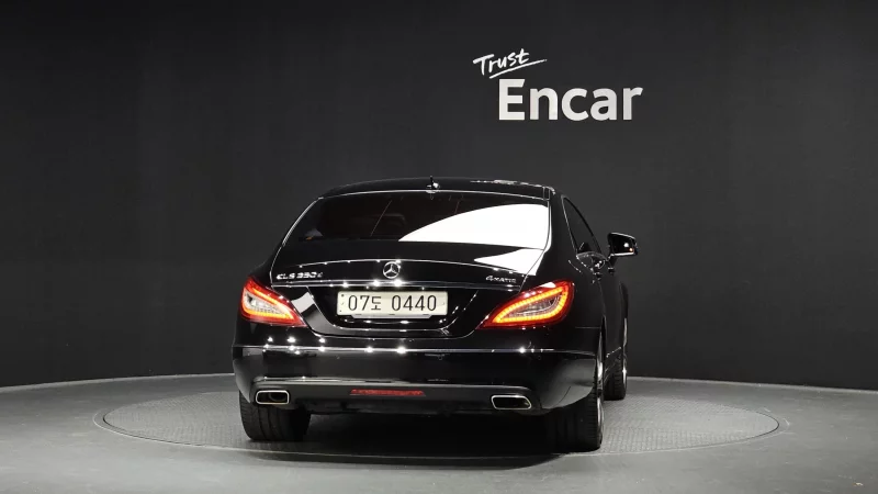 Mercedes-Benz CLS-Class