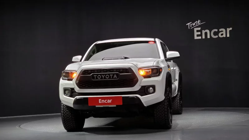 Toyota TACOMA