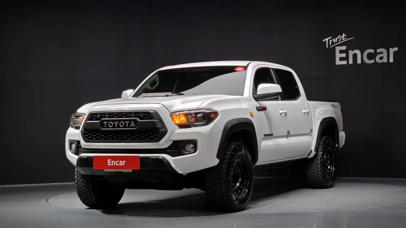 Toyota TACOMA