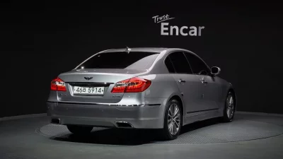 Hyundai Genesis
