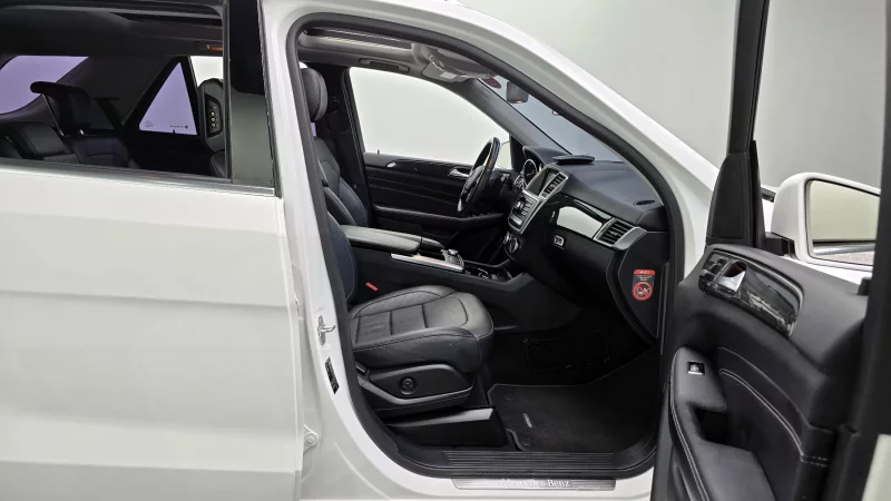 Mercedes-Benz M-class