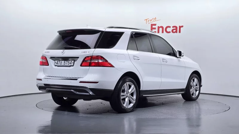 Mercedes-Benz M-class