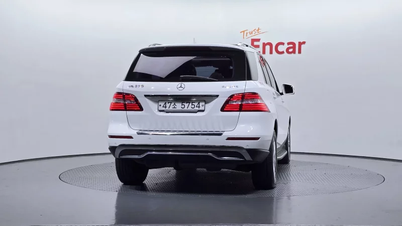 Mercedes-Benz M-class