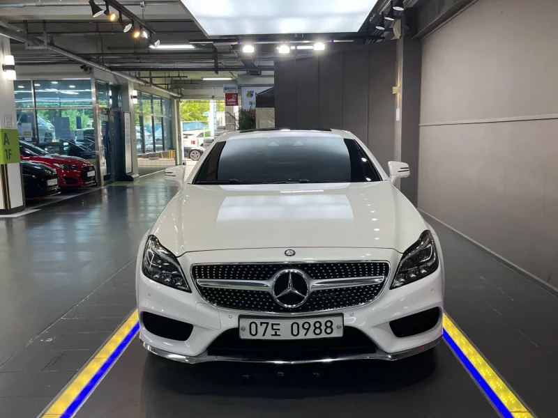 Mercedes-Benz CLS-Class