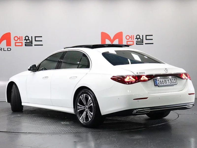 Mercedes-Benz E-Class