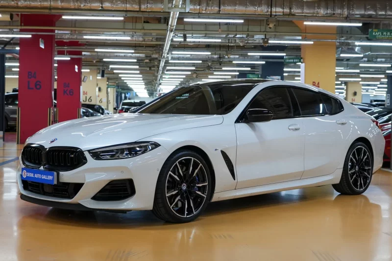 BMW 8-Series