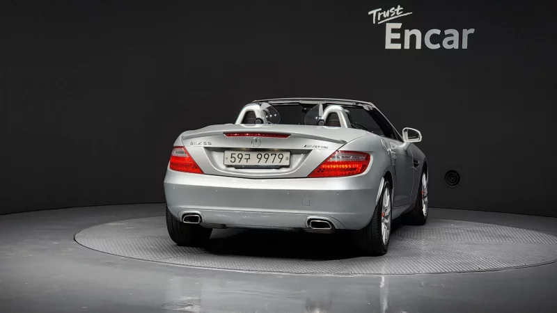 Mercedes-Benz SLK-Class