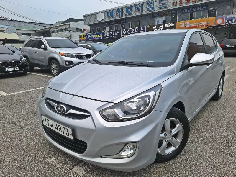 Hyundai Accent