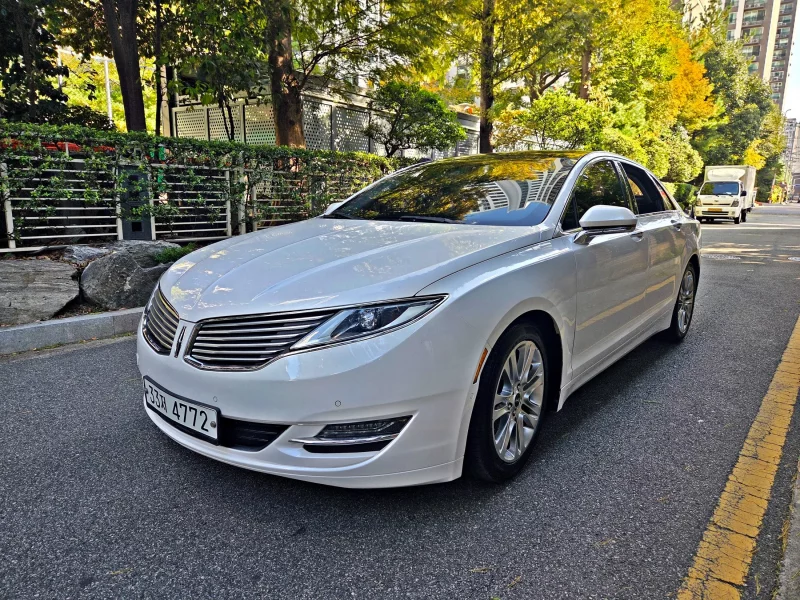 Lincoln MKZ