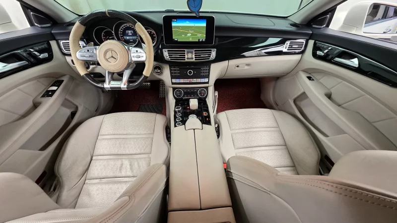 Mercedes-Benz CLS-Class