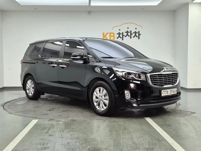 Kia Carnival