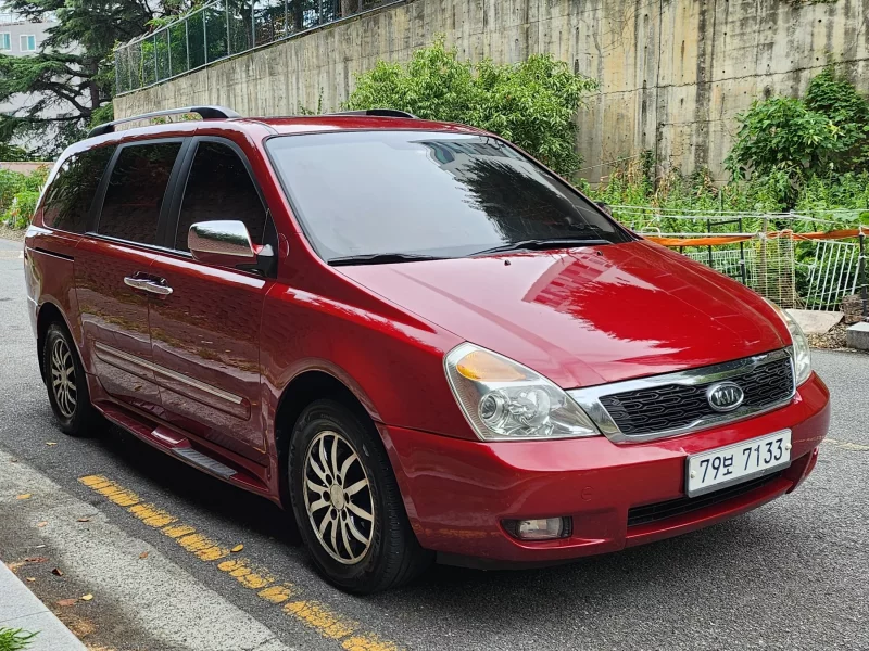 Kia Carnival