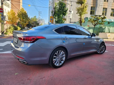 Hyundai Genesis