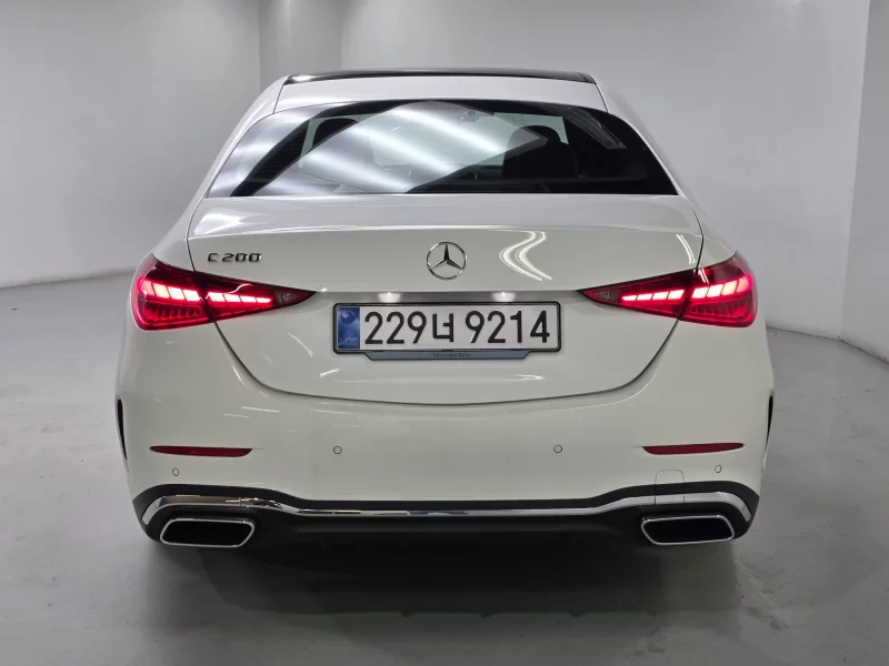 Mercedes-Benz C-Class