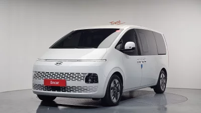 Hyundai Staria