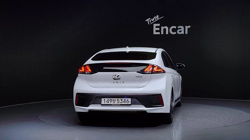 Hyundai Ioniq