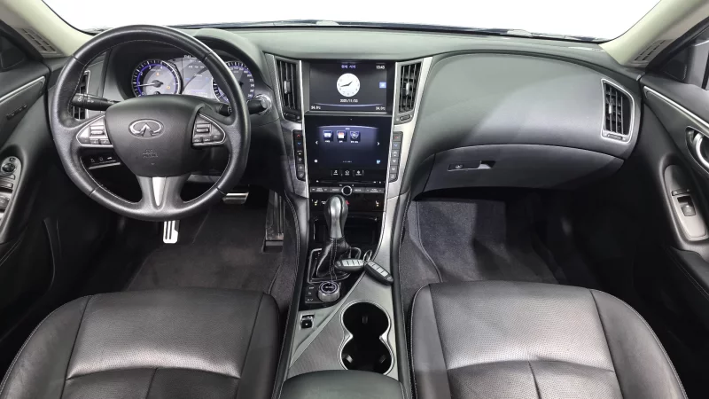 Infiniti Q50