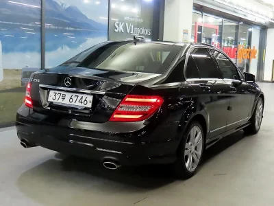 Mercedes-Benz C-Class