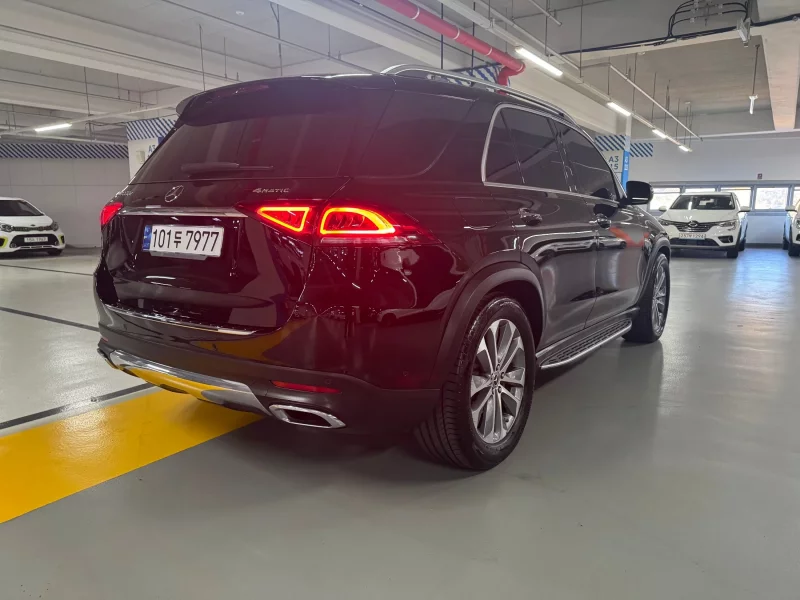 Mercedes-Benz GLE-Class