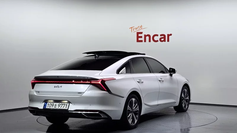 Kia K8