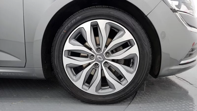 Renault Samsung SM6