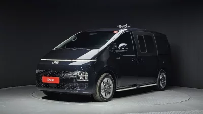 Hyundai Staria