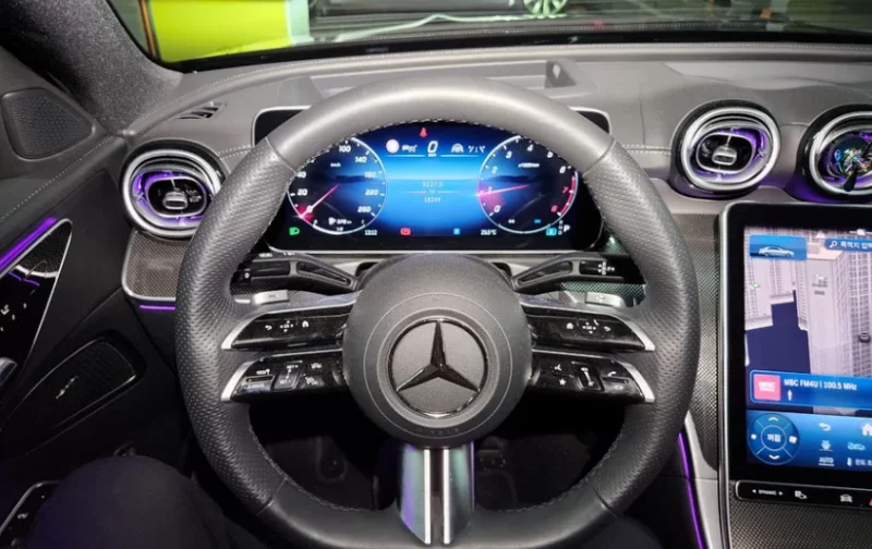 Mercedes-Benz C-Class