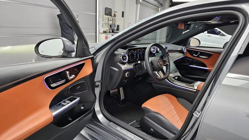 Mercedes-Benz C-Class