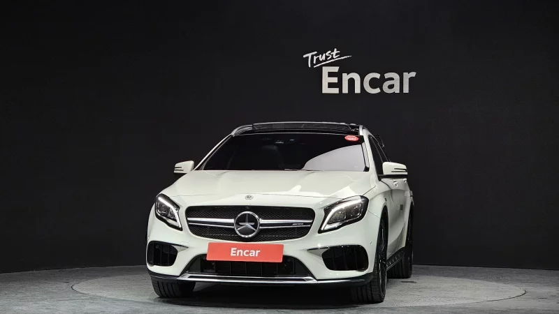 Mercedes-Benz GLA-Class
