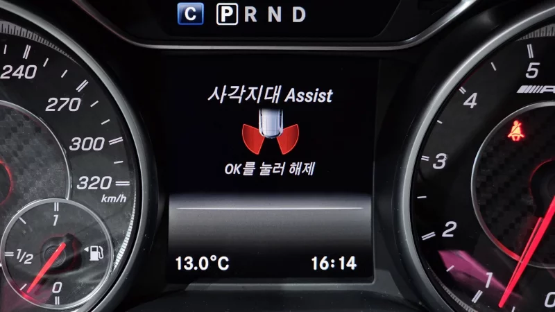 Mercedes-Benz GLA-Class