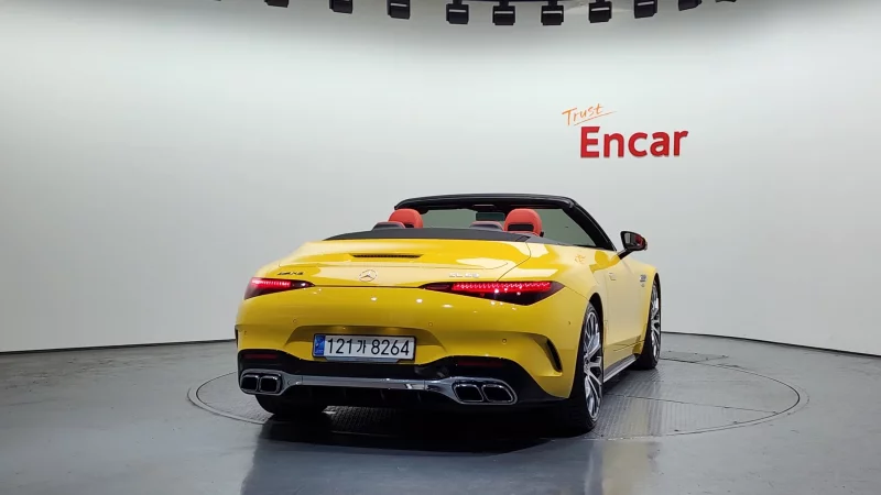 Mercedes-Benz SL-Class