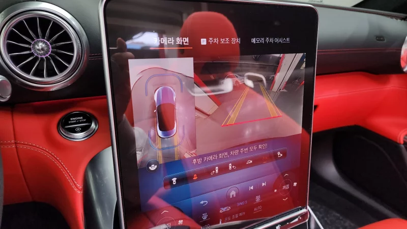 Mercedes-Benz SL-Class