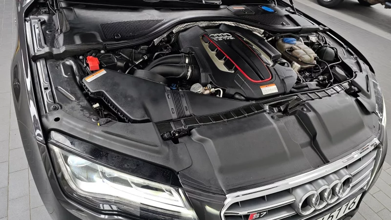 Audi S7