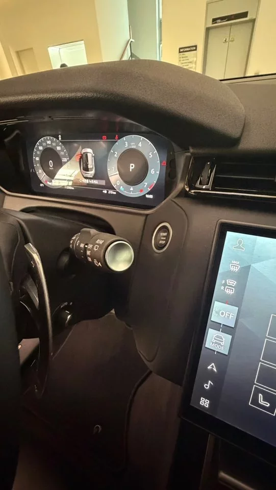 Land Rover RANGE ROVER VELAR