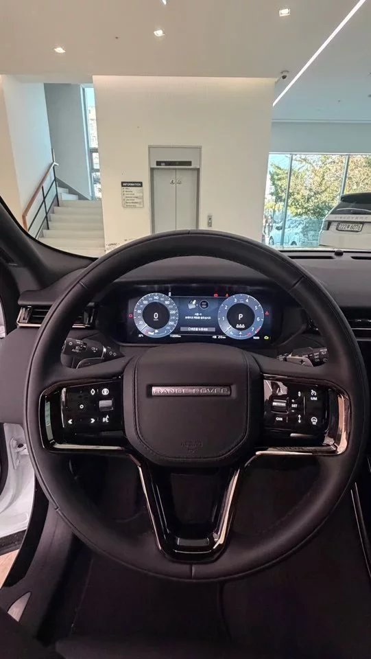 Land Rover RANGE ROVER VELAR