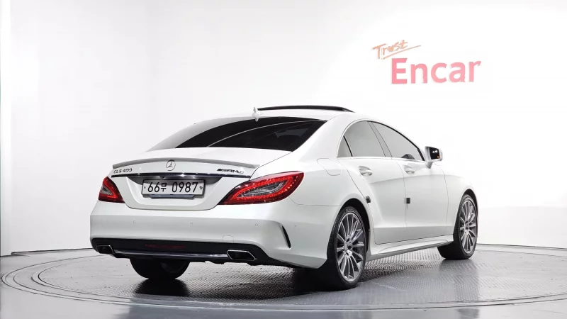 Mercedes-Benz CLS-Class