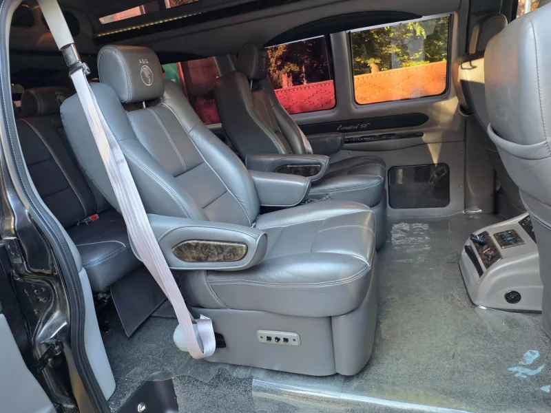 Chevrolet Express Van