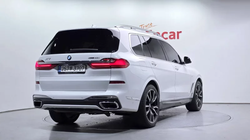 BMW X7