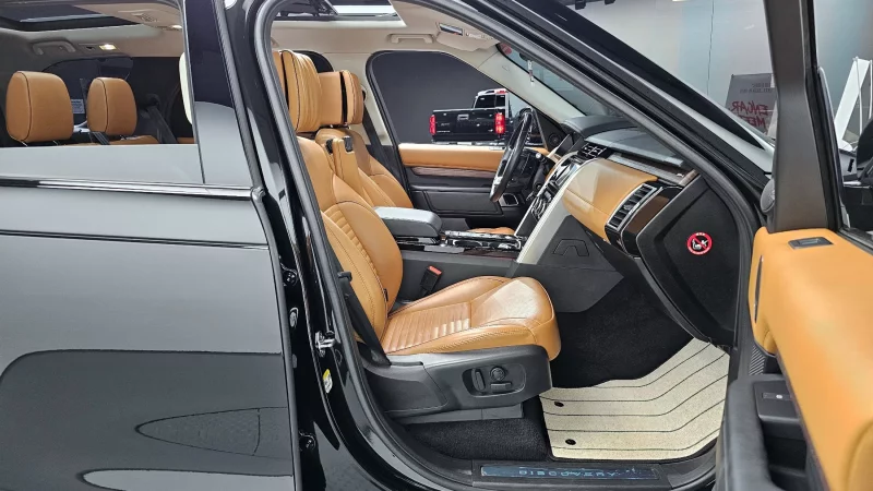 Land Rover DISCOVERY