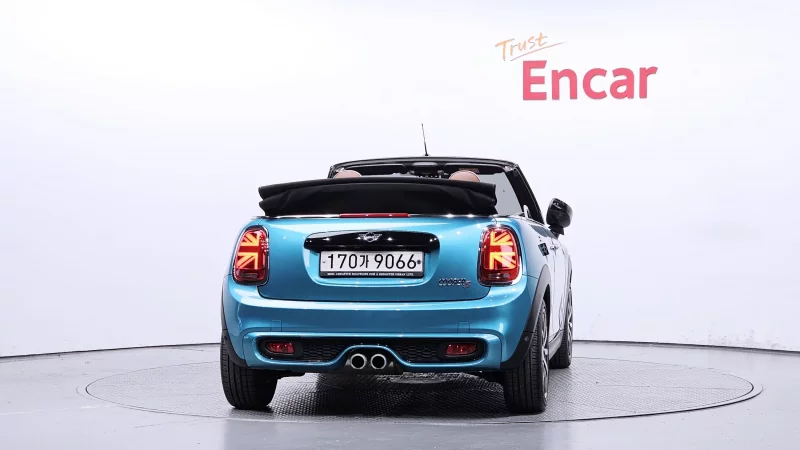 MINI Cooper Convertible