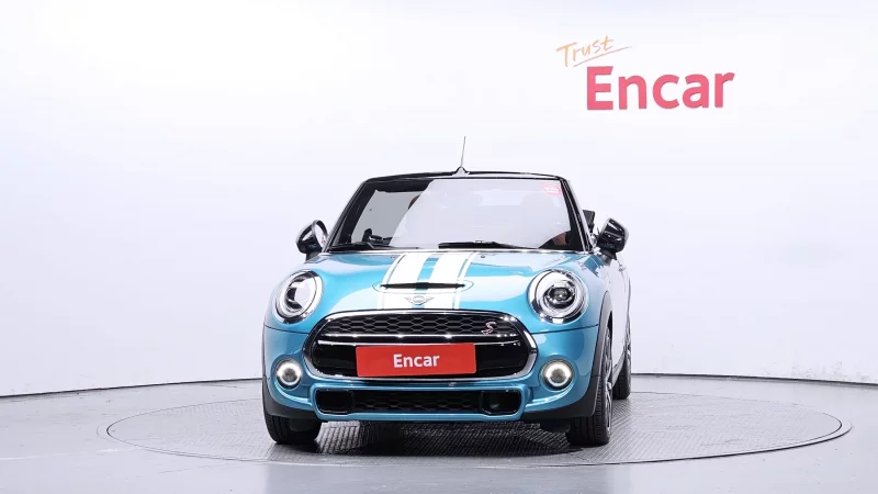 MINI Cooper Convertible