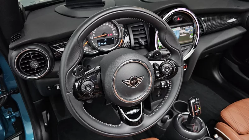 MINI Cooper Convertible